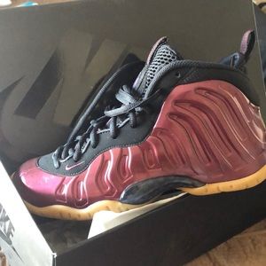 Nike foamposite grade school